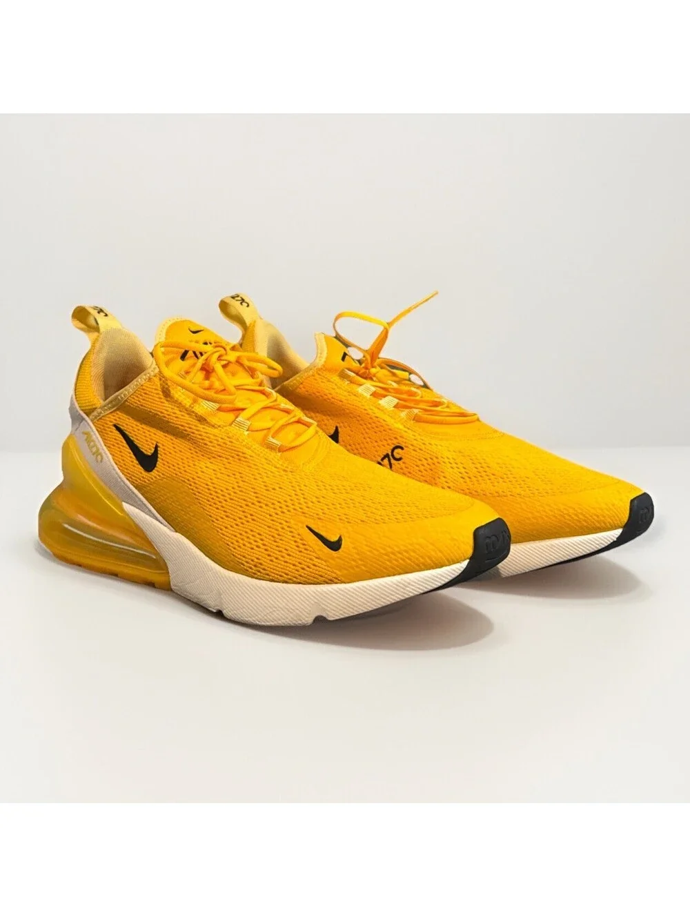 CLEAN Nike size 10 Womens - Air Max 270 'University Gold' Yellow (CK1675-700)